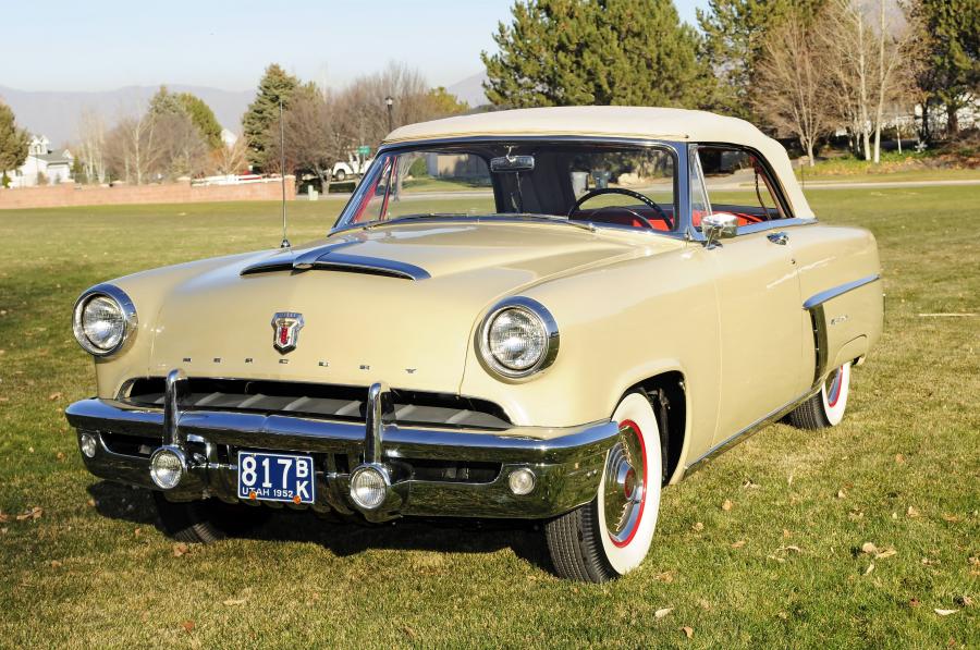  Mercury Monterey Special Custom Convertible 1952 года  (фото 1 из 4)